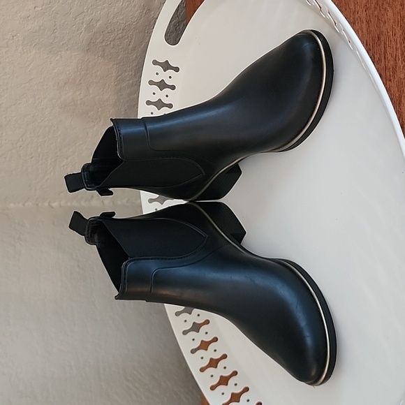 kate spade Solstice Rain Boots Size 6 - Picture 2 of 13